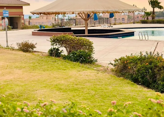 Porto Sokhna Water Front Vip Chalet *