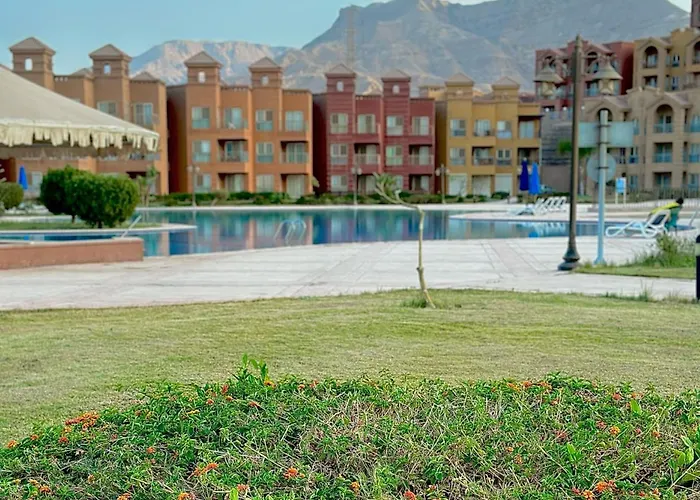 Porto Sokhna Water Front Chalet